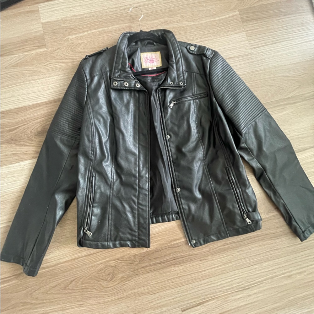 Pink Envelope Black Faux Leather Moto Biker Jacket Ribbed Quilted Detail XL